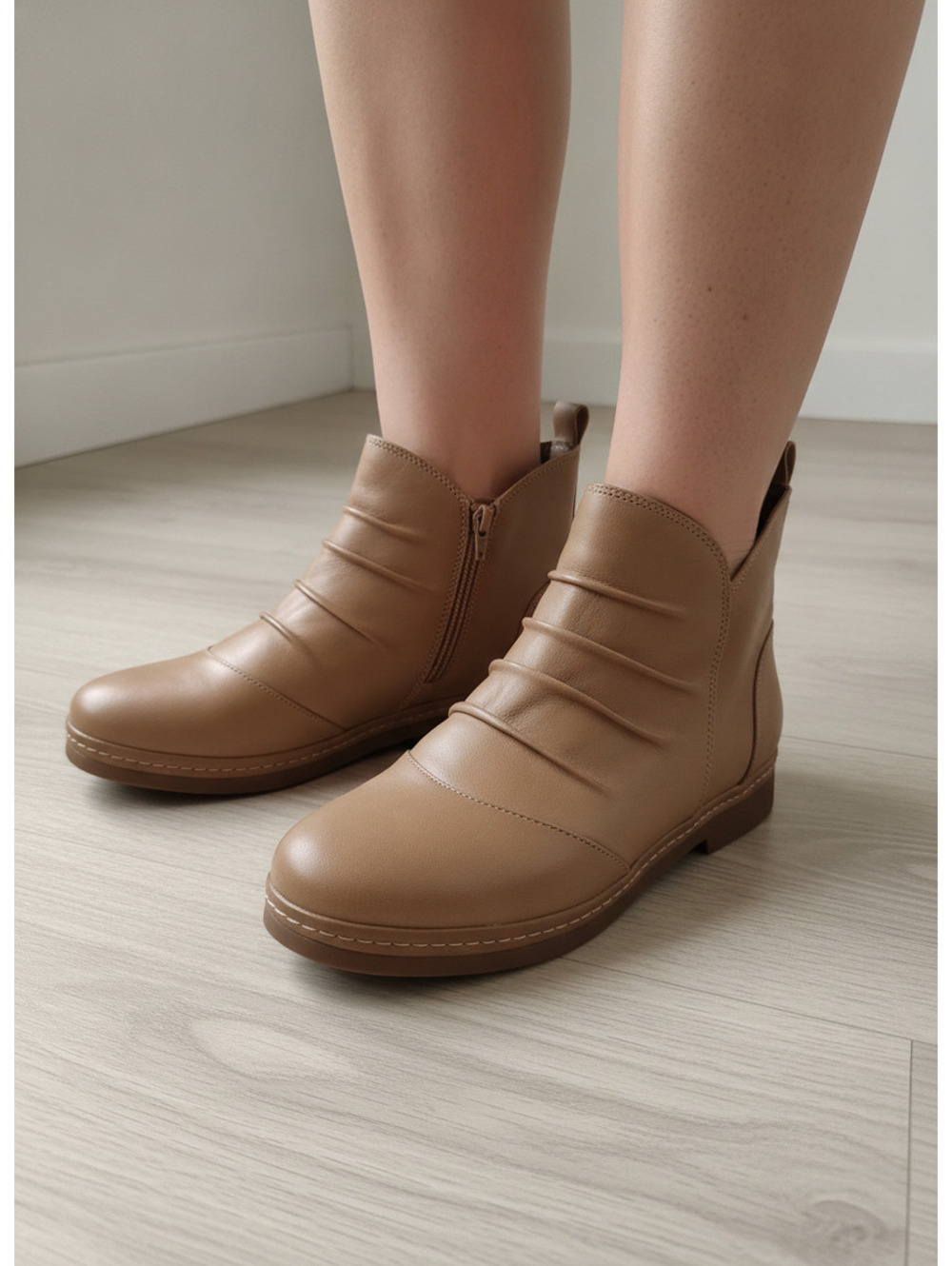 Bella Vita Raquel Saddle Burnished Leather Ankle Boots